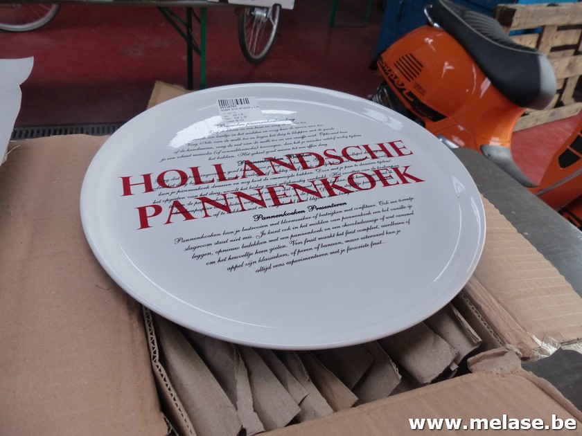 Borden "Hollandsche pannenkoeken"