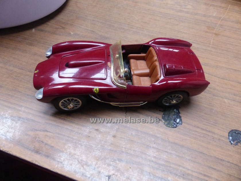 Miniatuurauto "Ferrari Testa Rossa"