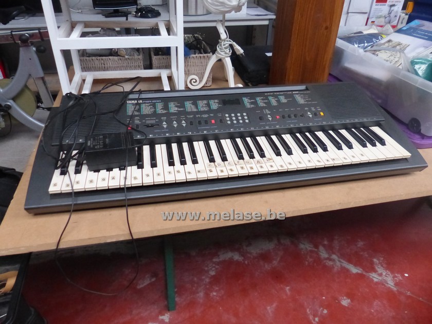 Keyboard "Yamaha"
