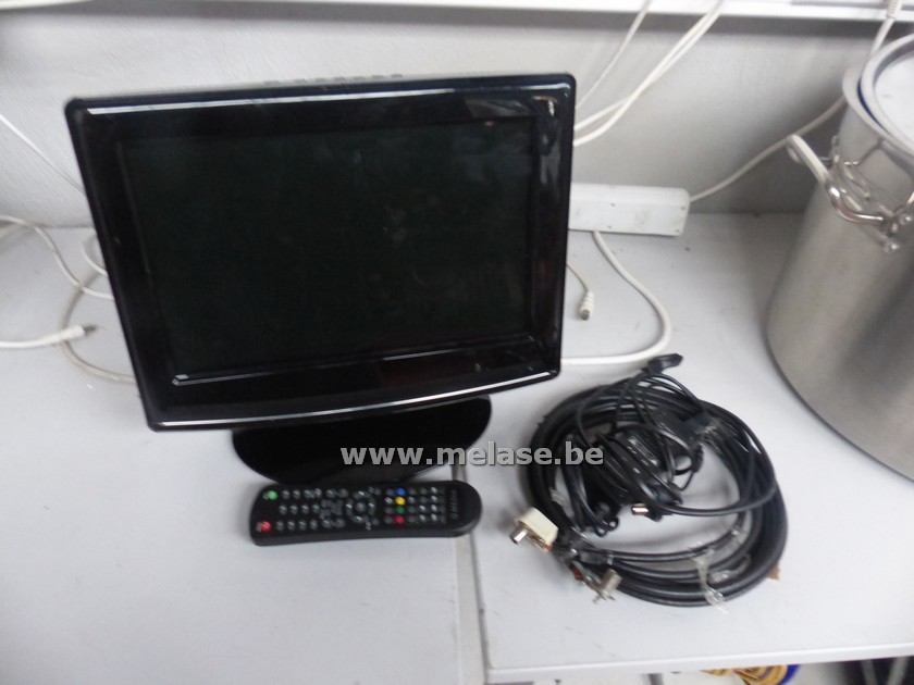 LCD TV "QMedia"