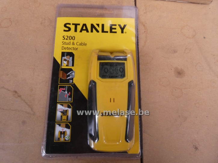 Materiaaldetector "Stanley S200"