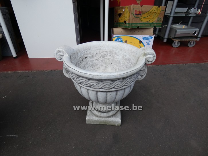 Stenen bloempot