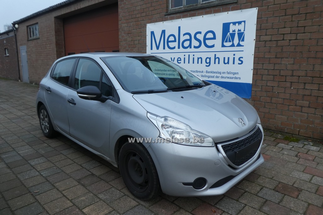 Peugeot 208 1.2i