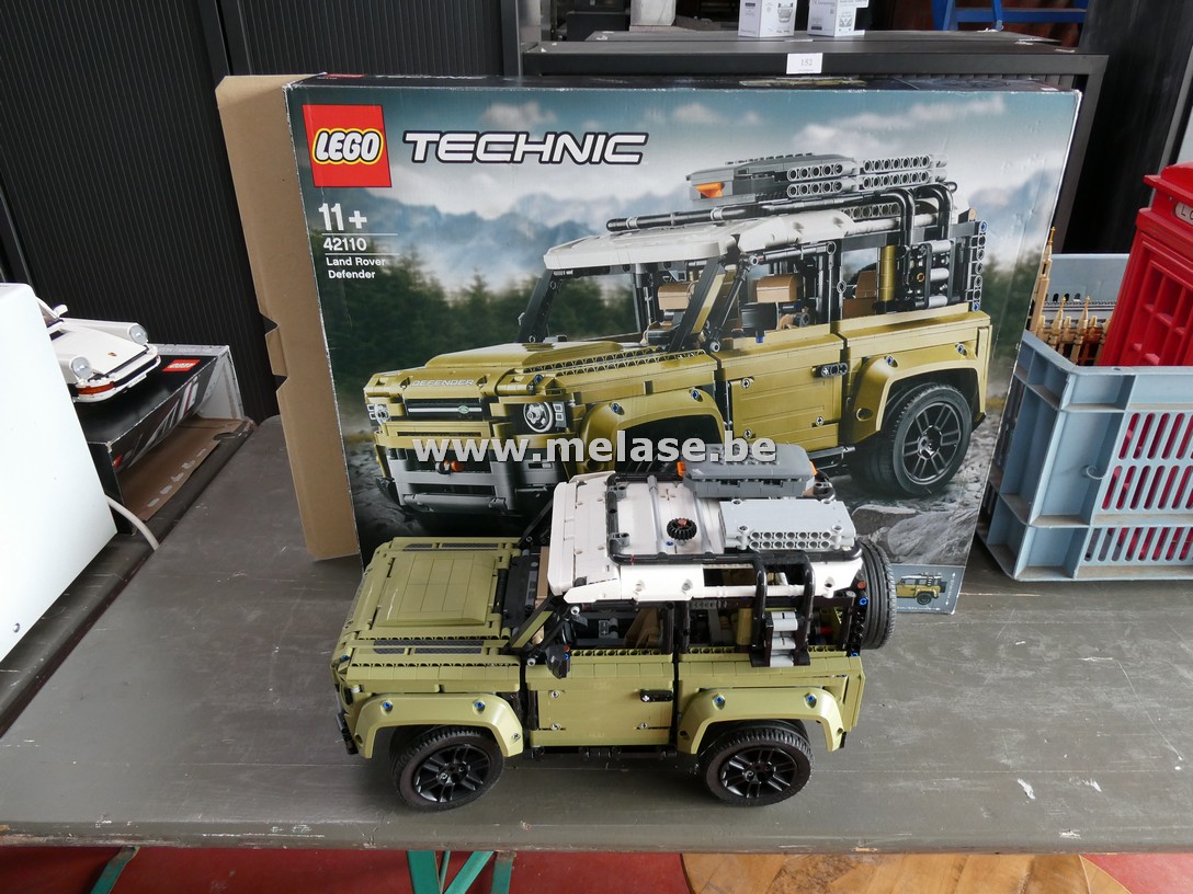 LEGO Technic "Landrover Defender"