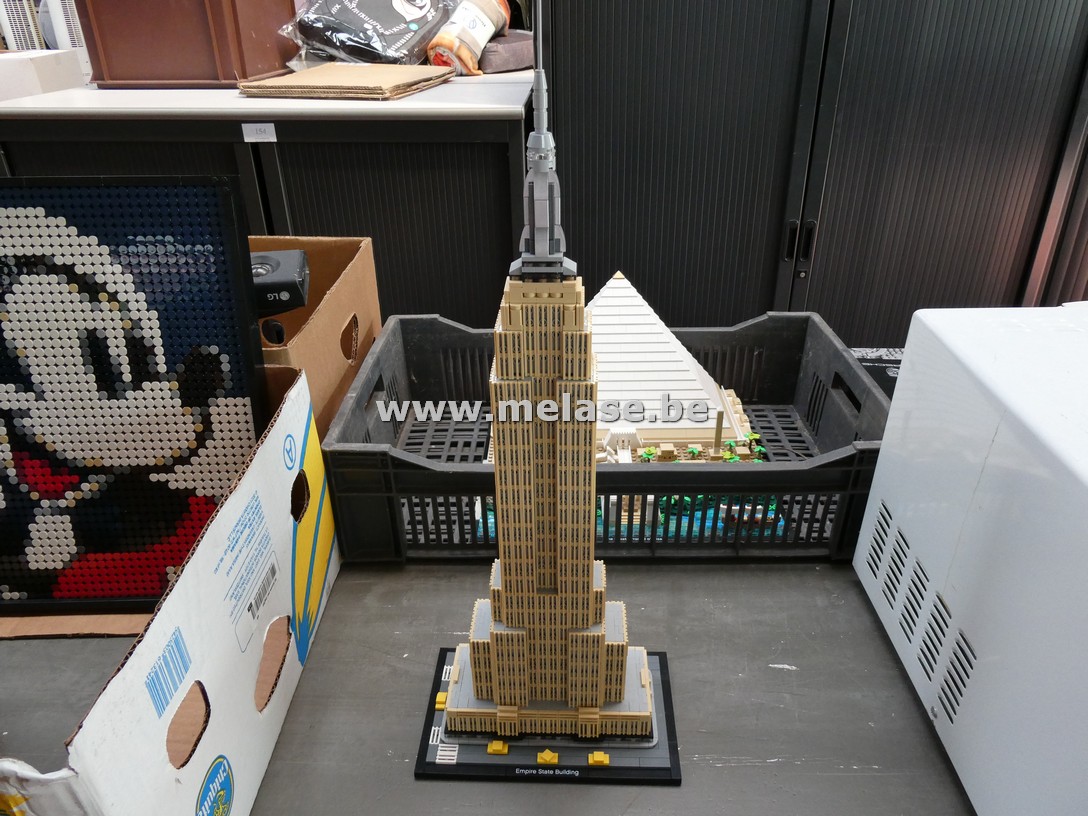 LEGO Architecture "Empire State Building" 