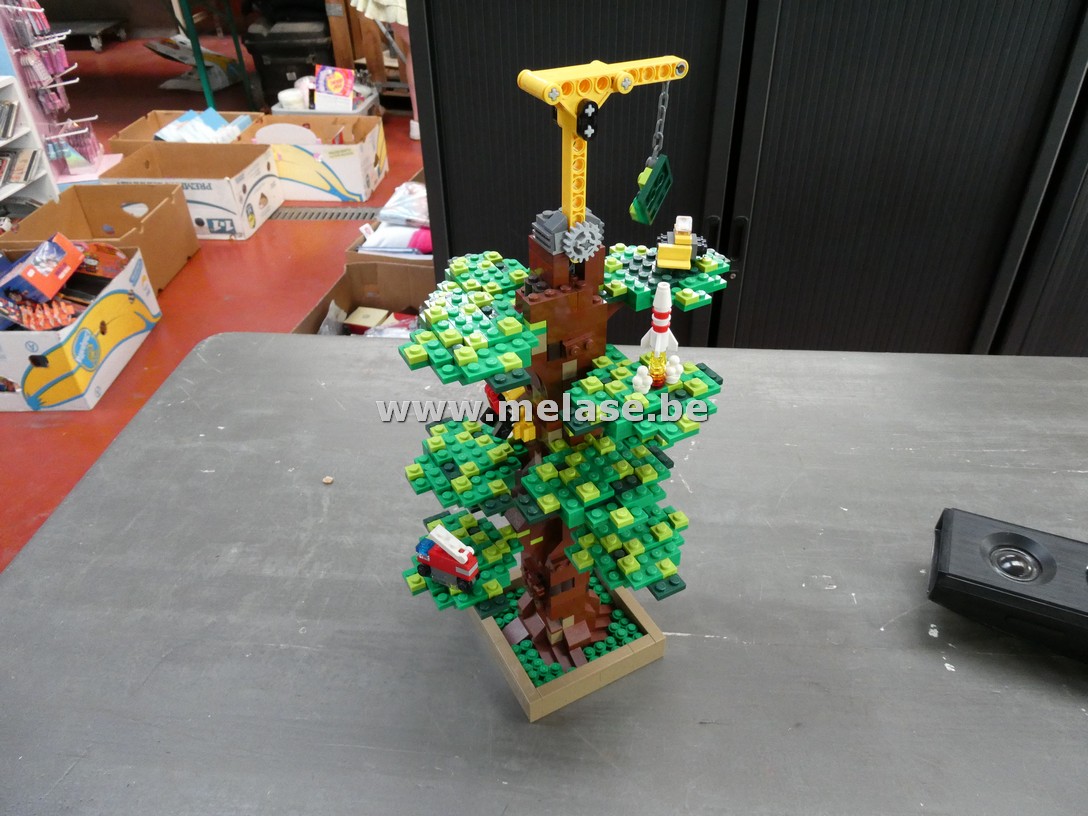 LEGO House "Tree of Creativity"