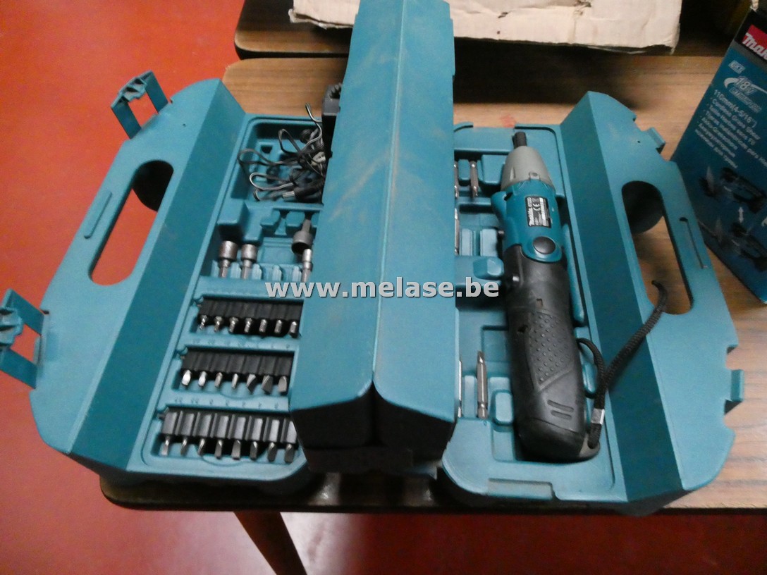Multitool "Makita"