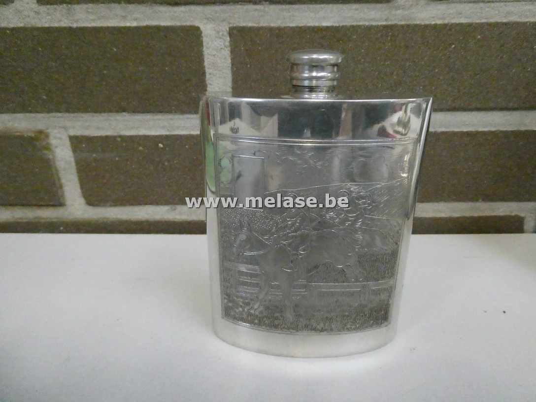 Heupfles "Paardenrace - Sheffield"