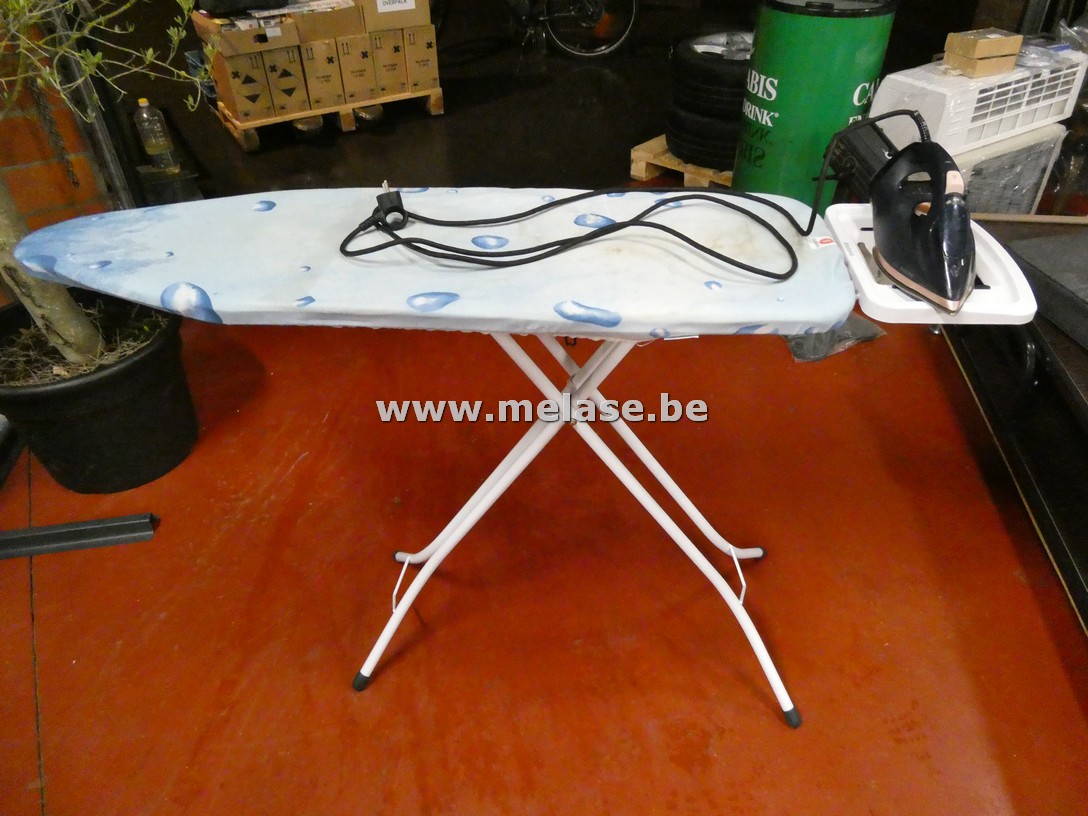 Strijkijzer "Philips" + strijkplank "Brabantia"