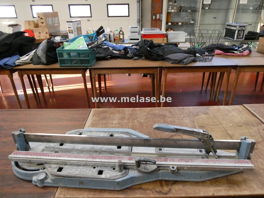 Tegelsnijder "Sigma"