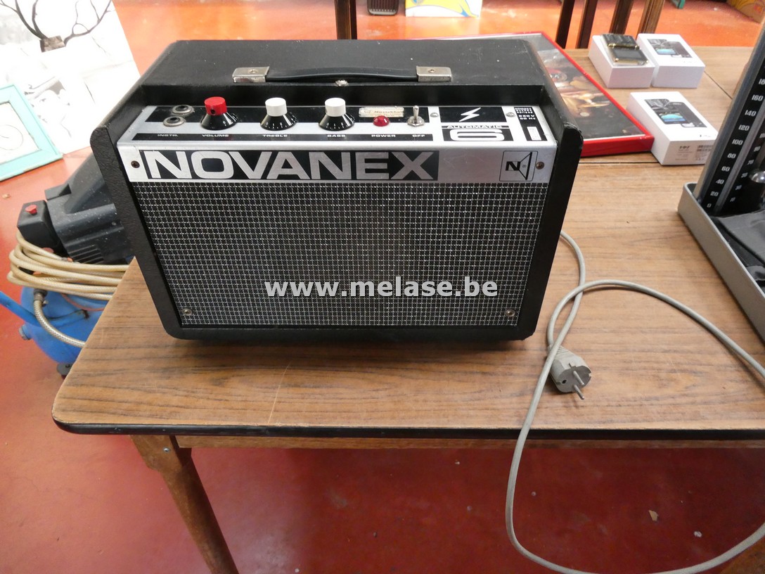 Gitaarversterker "Novanex"