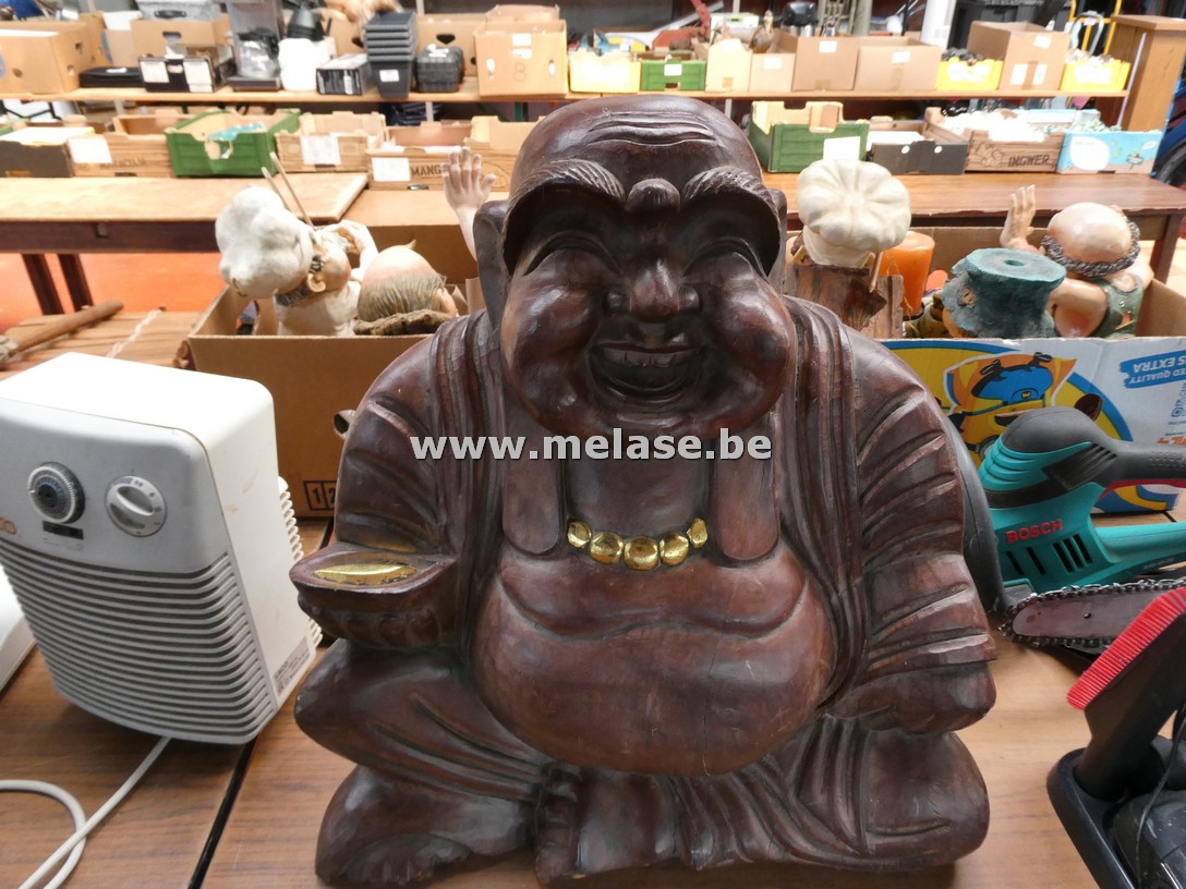Boeddha beeld in hout