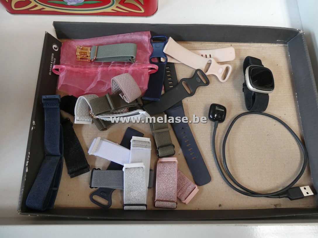 Smartwatch "Fitbit Versa 2"
