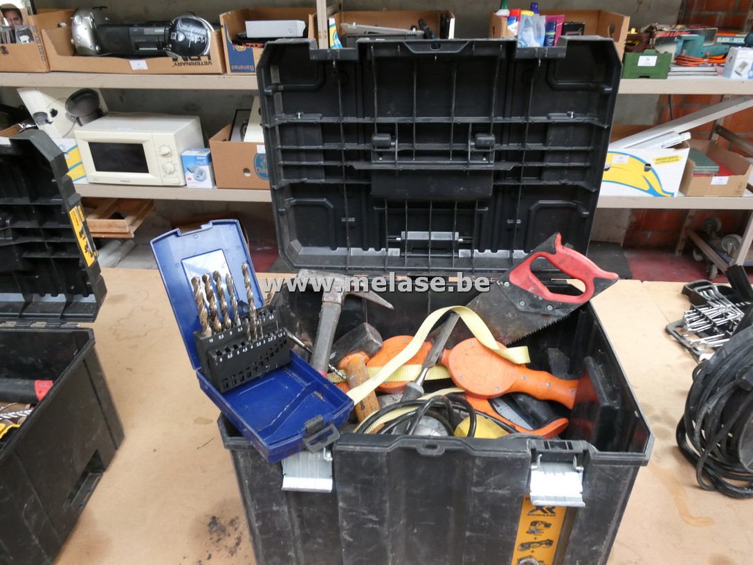 Gereedschapskoffer op wielen "DeWalt"