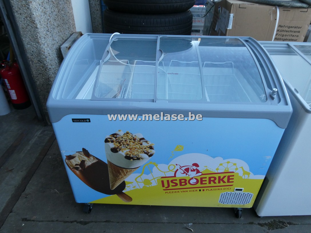 Diepvrieskoffer "IJsboerke"