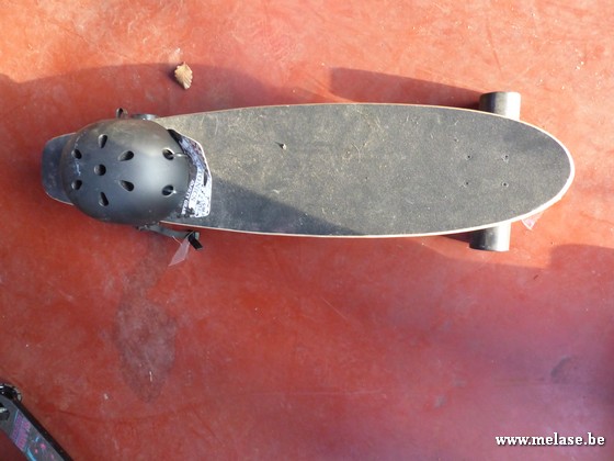 Skatebord + helm