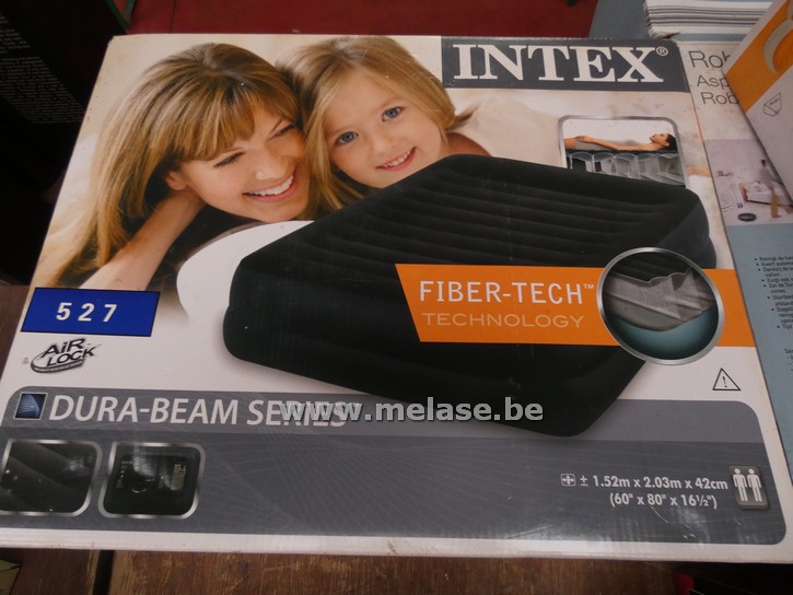 Elec. luchtmatras "Intex"