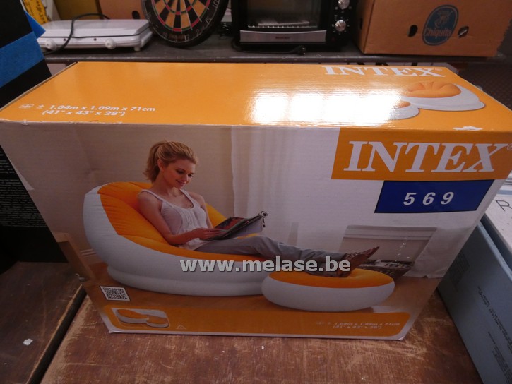 Zetel + poef "Intex"