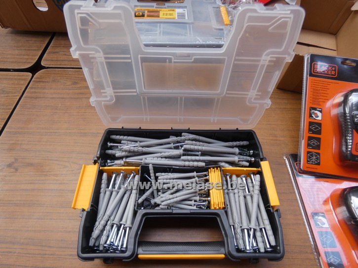 Koffertje nylon pluggen "DeWalt"
