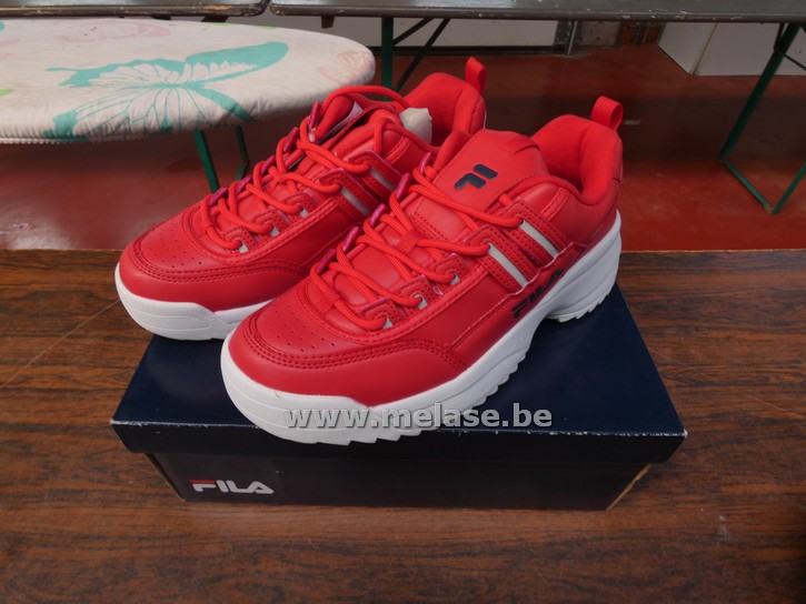 Rode sneakers "Fila"