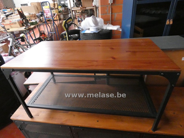 Industriële salontafel