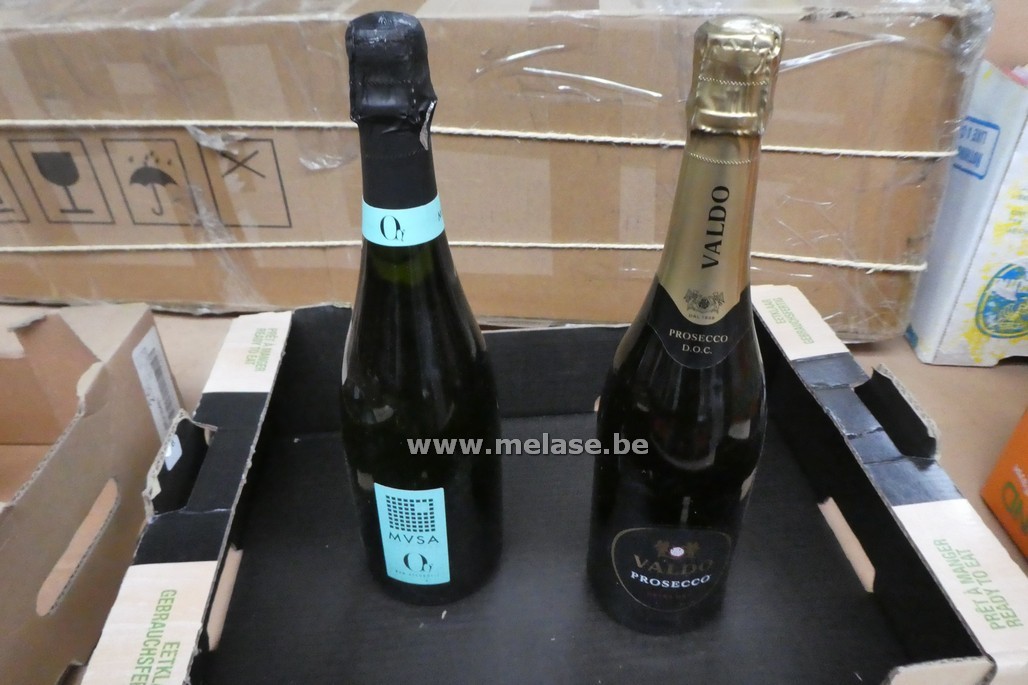 Fles "Prosecco Valdo" + fles "MVSA 0%"