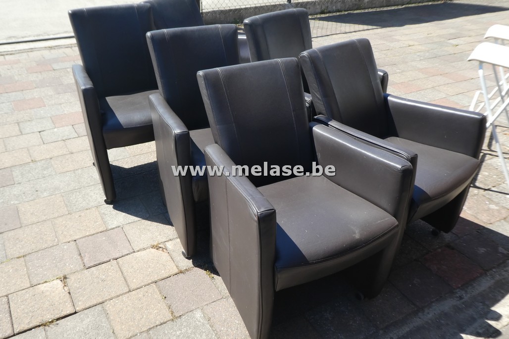 Lederen eetkamerstoelen "op wieltjes"