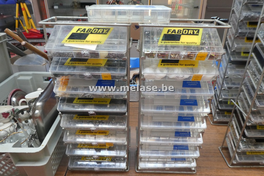 Klein beslag "Fabory"