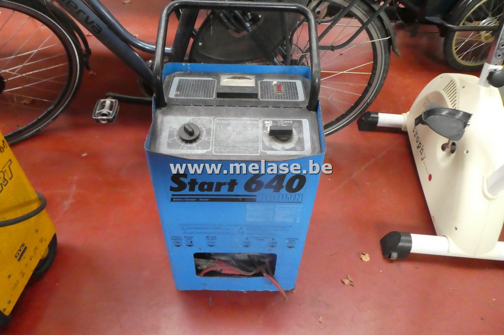 Batterijlader "Brown 640"