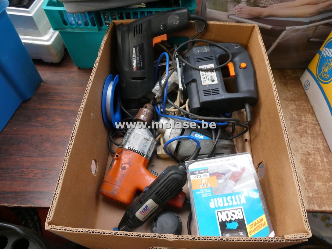 Doos divers gereedschap
