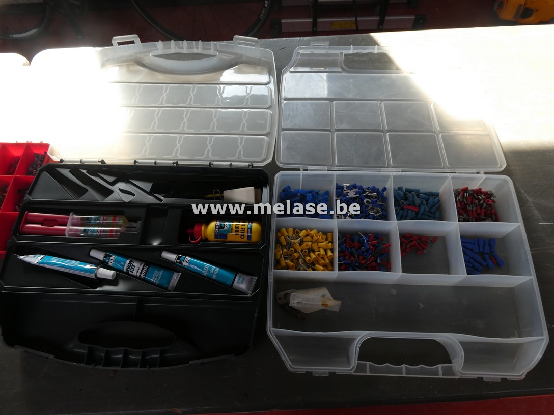 Sorteerbakjes + inhoud