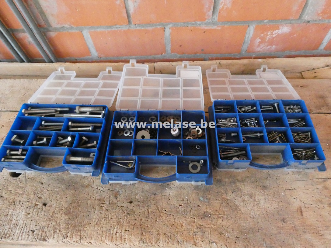 Sorteerbakjes + inhoud