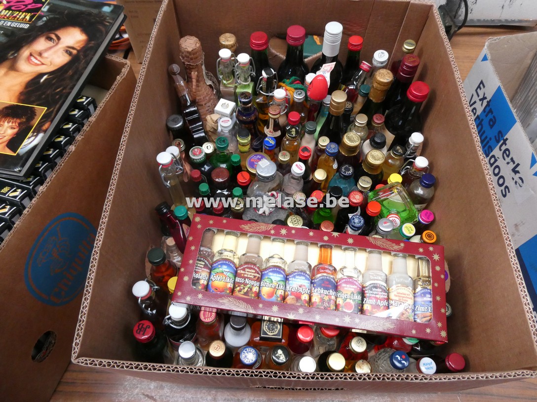 Miniatuurflesjes likeur/drank