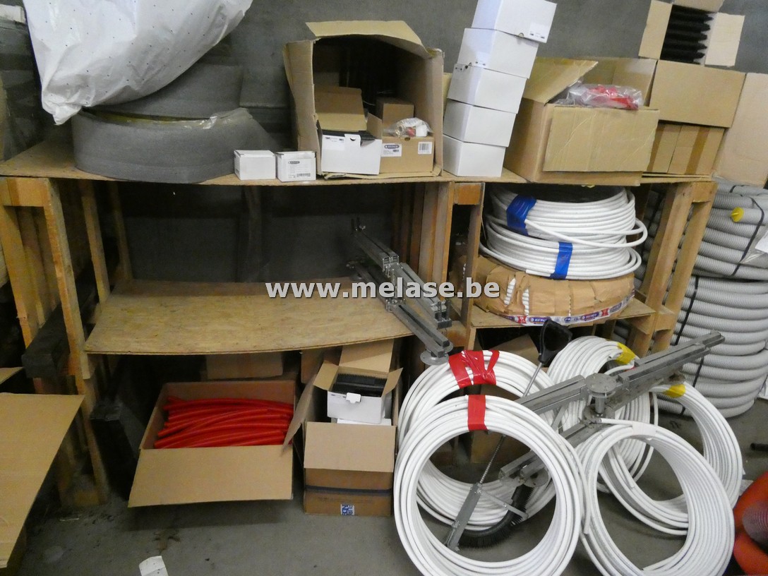 Divers materiaal voor vloerverwarming