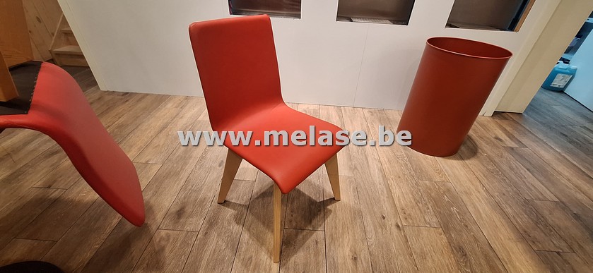 Stoelen "rood lederlook"