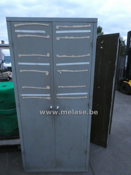 Metalen kast "grijs"