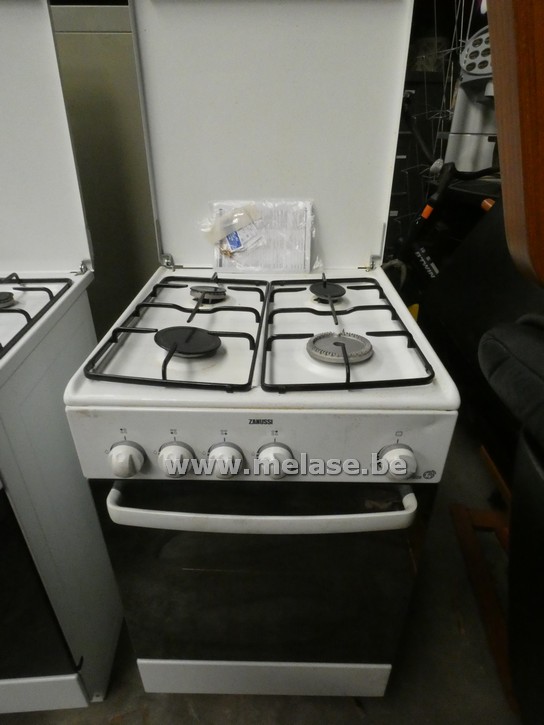 Gasfornuis met oven "Zanussi"
