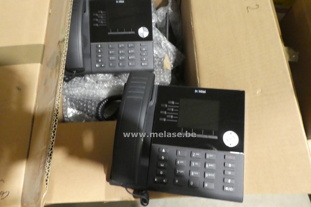 Telefoontoestellen "Mitel"